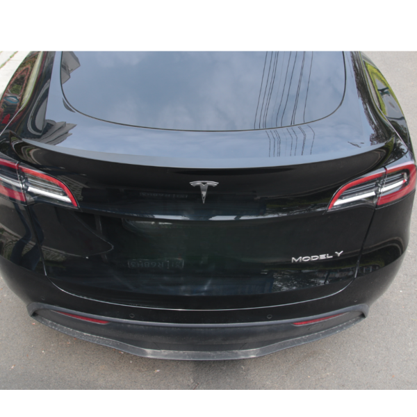 Plastic performance spoiler for Tesla Model Y