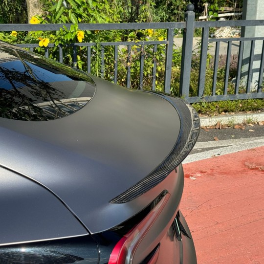 Tesla Model 3 Ludicrous spoiler för och Model Y