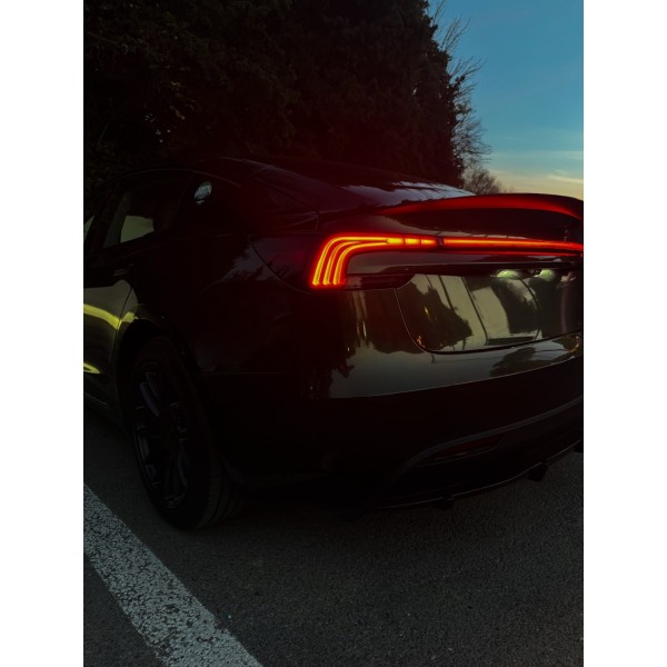 Tesla Model 3 Faruri spate de schimb cu bară cu LED-uri pentru Highland 2024+