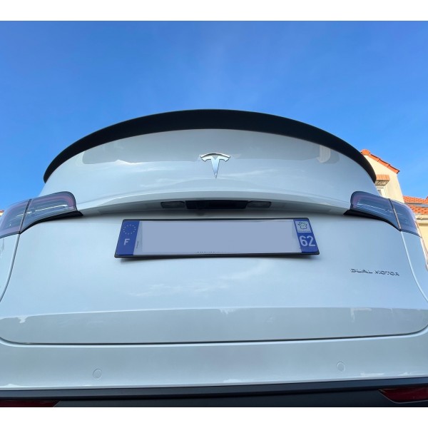 Tesla Σπόιλερ επιδόσεων για Model Y