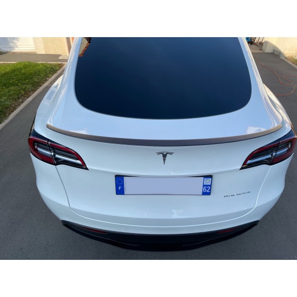 Tesla Σπόιλερ επιδόσεων για Model Y