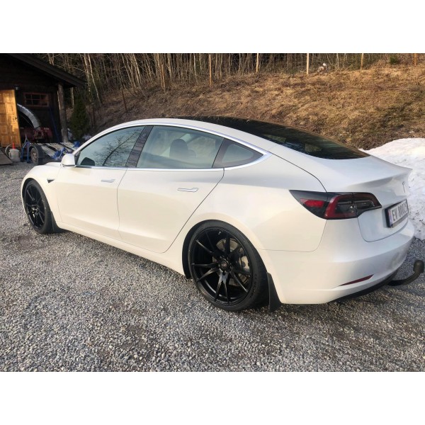 Tesla Kit of 4 SIXFITH Design 19" and 20" wheels - Model 3