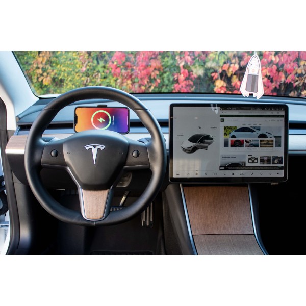 Tesla Model 3 Rattmontert telefonholder med lader for og Model Y