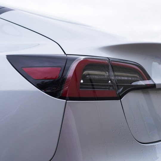 Model 3 Highland Film de protection peinture pour le seuil de chargement  - Tesla-Protect