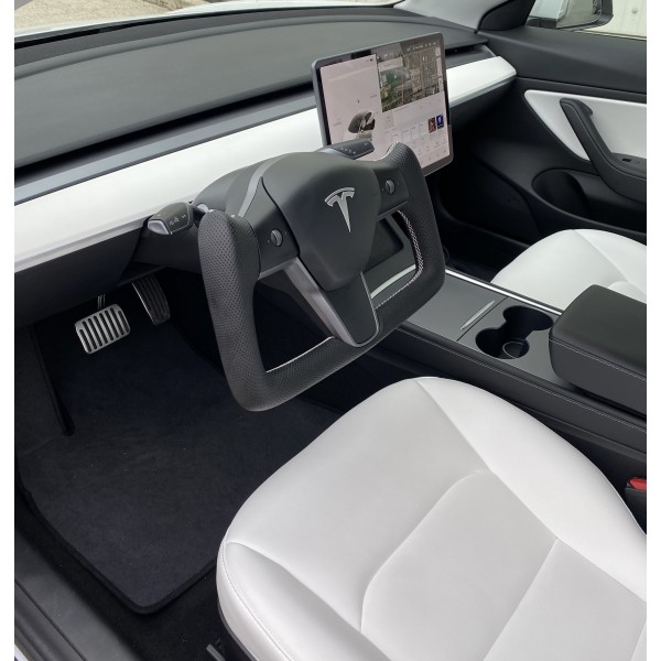 copy of Tilpasset Yoke stil rat til Tesla Model 3 og Model Y