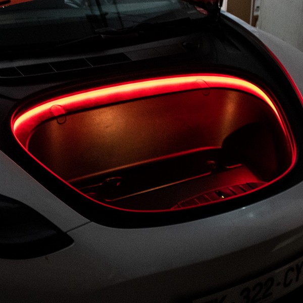 LED-Kofferraum-Lichtleiste - Tesla Model 3