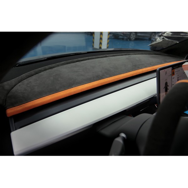 Tesla Model 3 Instrumentpanel i ekte Alcantara®-stoff for og Model Y