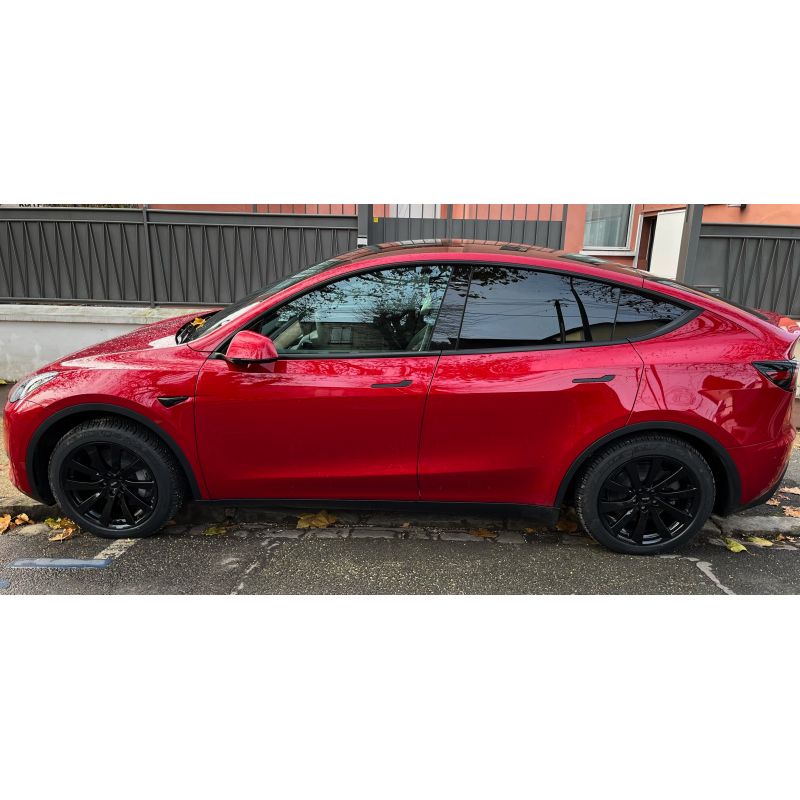 tesla model y red black rims