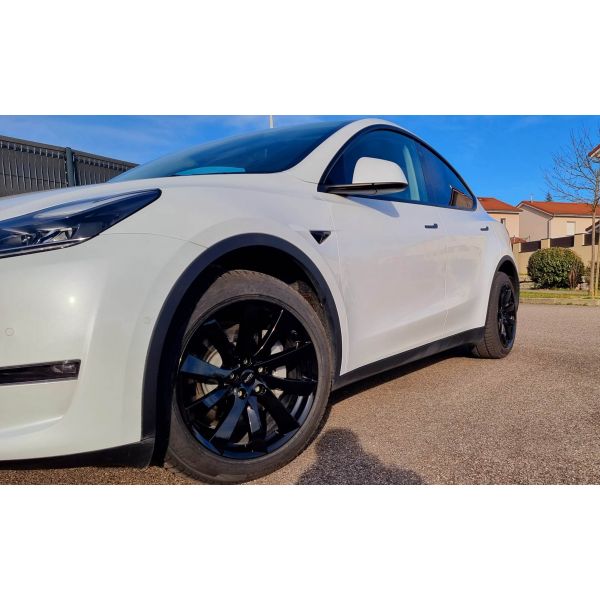 Pack Hiver pour Tesla Model Y - Jantes PL06 et Pneus Pirelli Winter Sottozero 3 Tesla (certificat TUV)