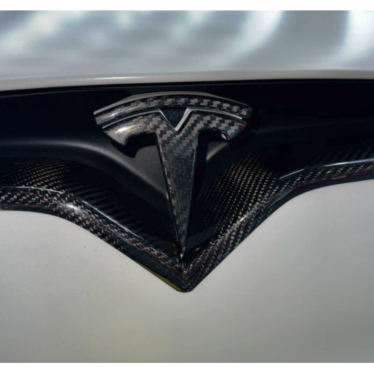 Tesla Model X Frontlogo i karbon for 2022+