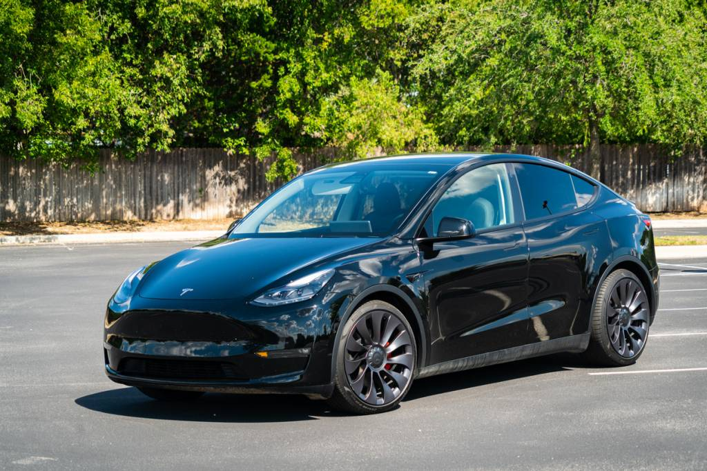 Tesla Model Y: räckvidd, pris och prestanda - GREEN DRIVE NEWS